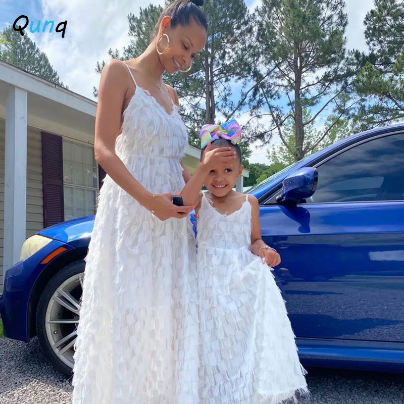 

Qunq Mother and Daughter Dress Chiffon Feather Backless Sleeveless Dress for Woman Girls 2021 New Summer Family Matching Outfits