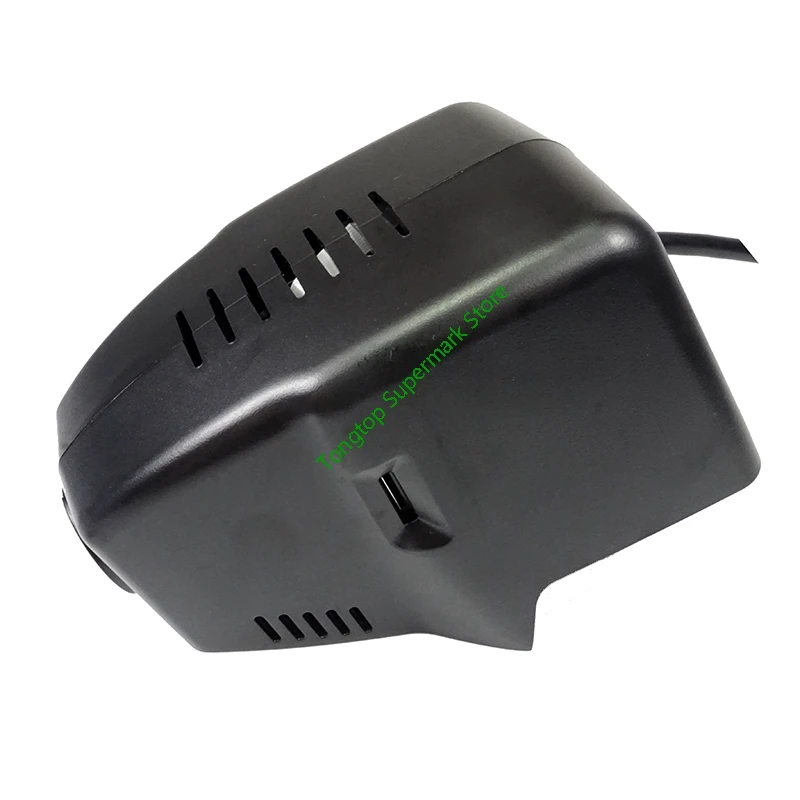 Автомобильный видеорегистратор с двумя объективами Novatek 96672 Wi Fi для Volkswagen MAGOTAN