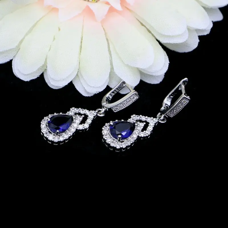 Модные серьги подвески из серебра 925 пробы с голубым фианитом и белыми