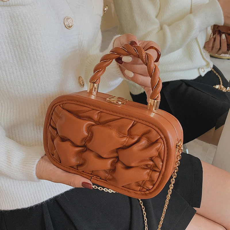 

Luxury PU Leather Fold Square Bag Women's Shoulder Bag Chain Crossbody Bag Designer Handbag and Purse Female Clutch Fashion Tote