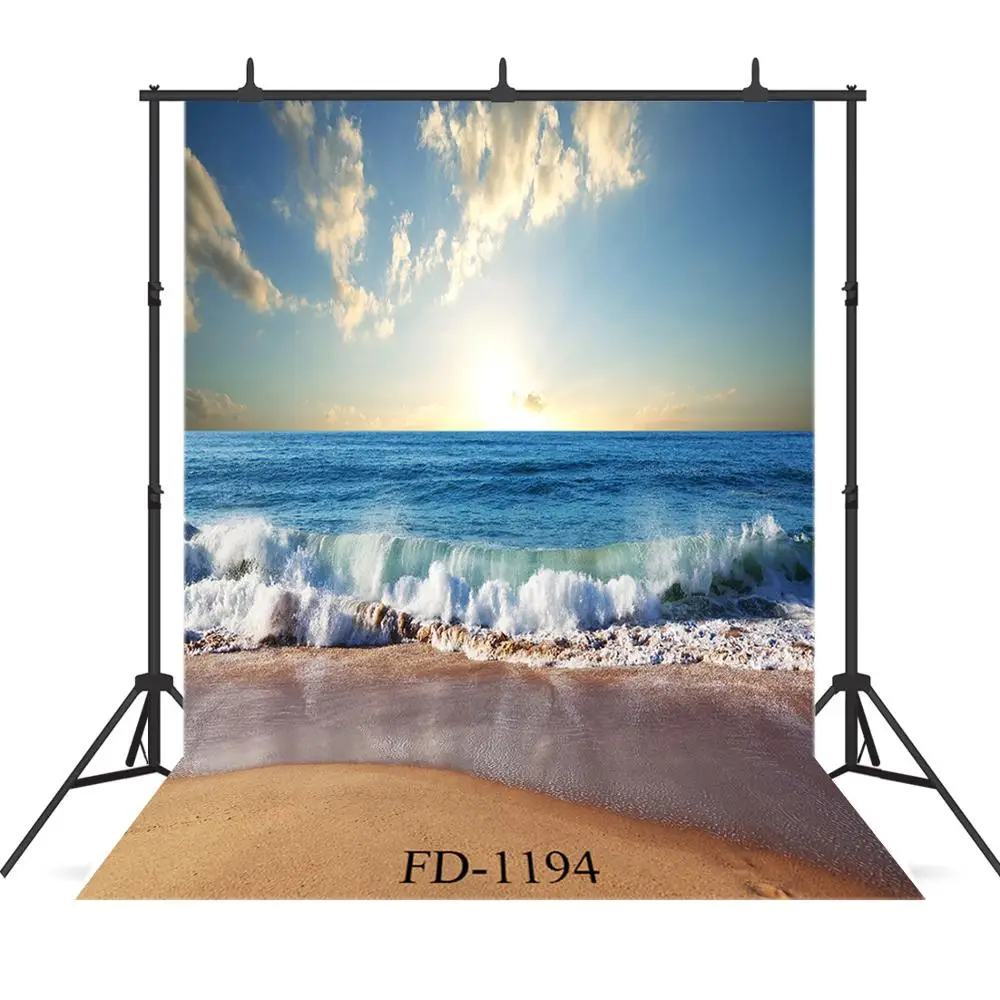 

Blue sky, white clouds, sand beach, waves, life art photography background photography background