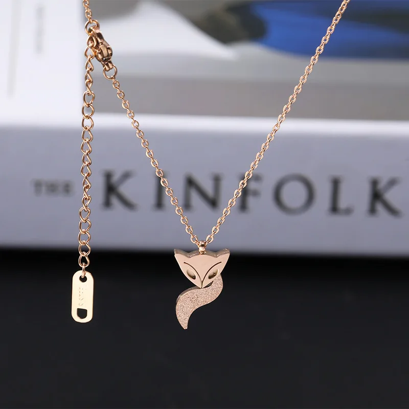 

Fashion Cute Fox Stainless Steel Necklace For Women Pretty Girl Chain Necklace Pendant Titanium Steel Jewelry 2021 New