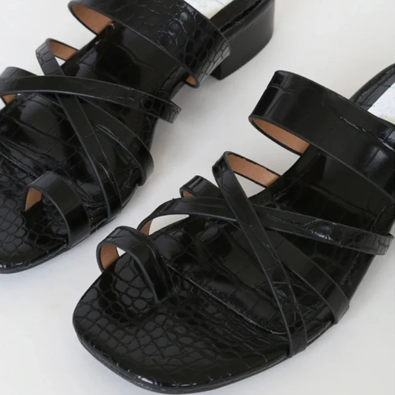 

Rimocy Cross Strap Snake Pattern Slippers Women 2021 Fashion Clip Toe Square Heel Slides Woman Summer Casual Beach Flip Flops