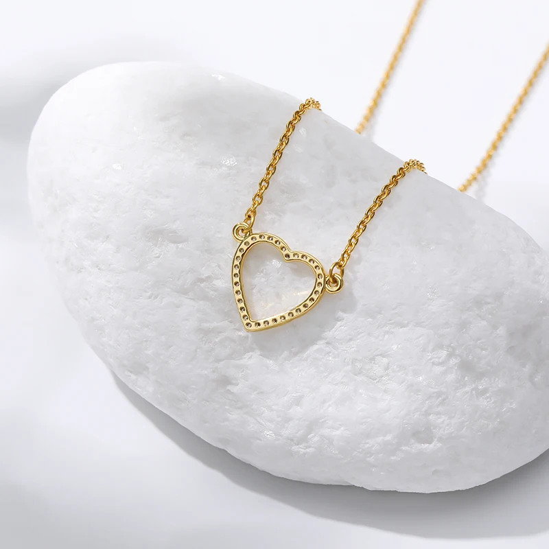 

Crystal Hollow Love Heart Pendant Necklace For Women Stainless Steel Chain Necklace Lady Jewelry Valentine's Day Gifts For Girls