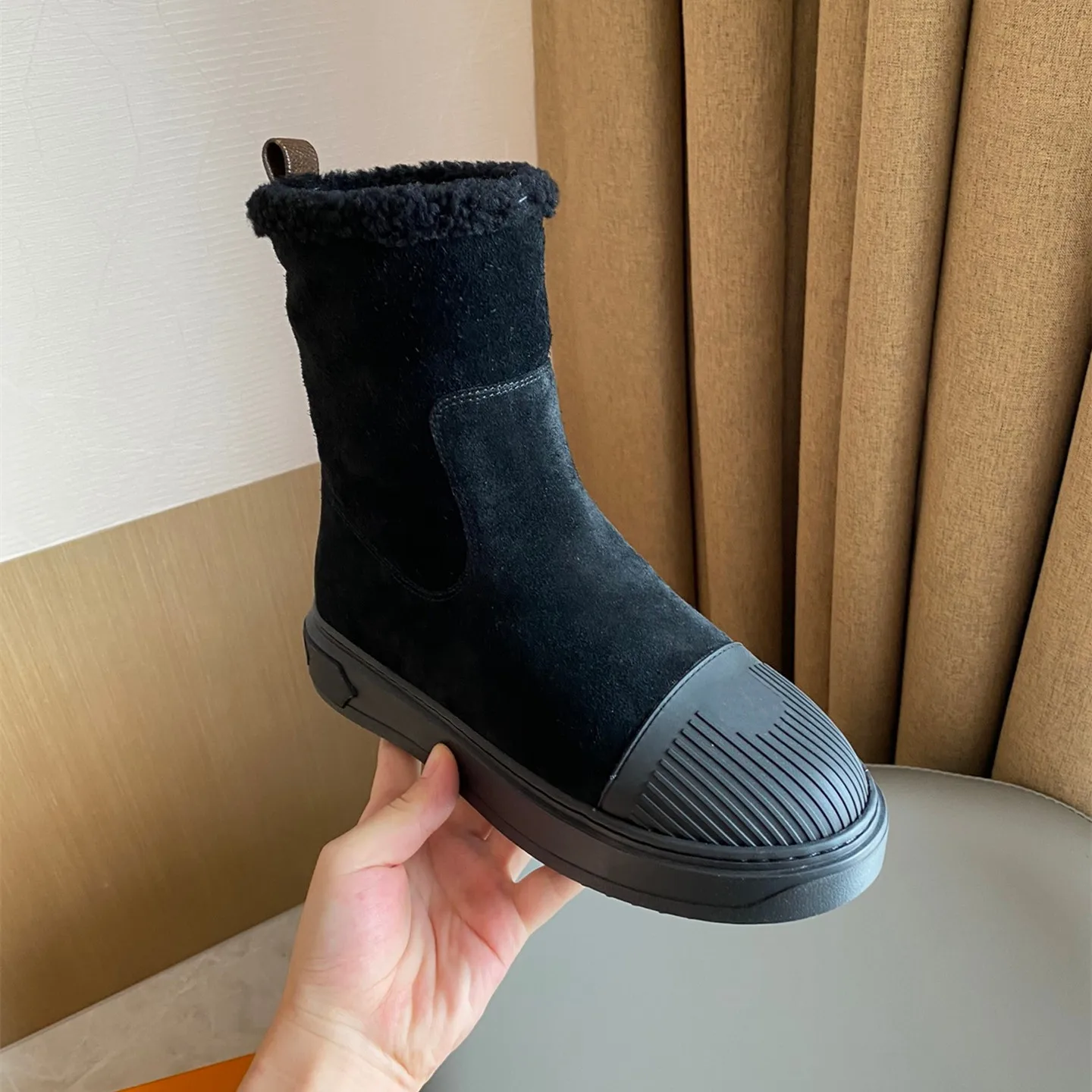

Platform Snow Boots Winter Women Shoes New Wool Genuine Leather Fur-lined Boots Patchwork Slip-on Designer Shoes Botas De Mujer