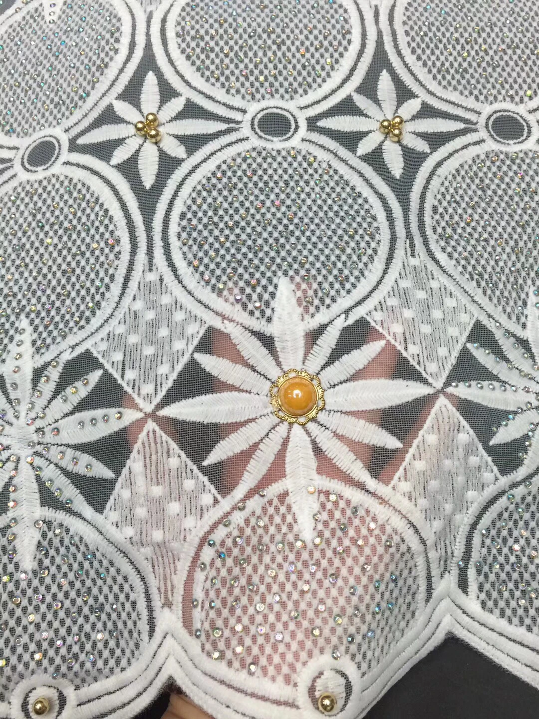 

2021 White French Lace Embroidered Tulle Lace With Heavy Stones Beaded Nigerian Guipure Lace Fabrics For Wedding Dress D23931