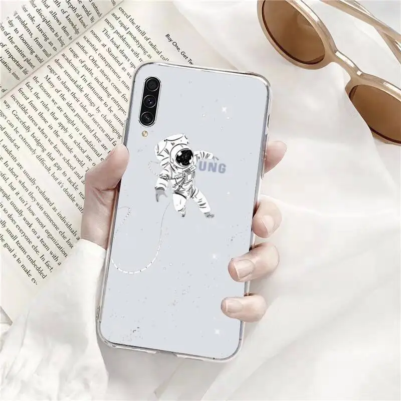 

Moon Space Astronaut Phone Case Transparent for Samsung s9 s10 s20 Huawei honor P20 P30 P40 xiaomi note mi 8 9 pro lite plus