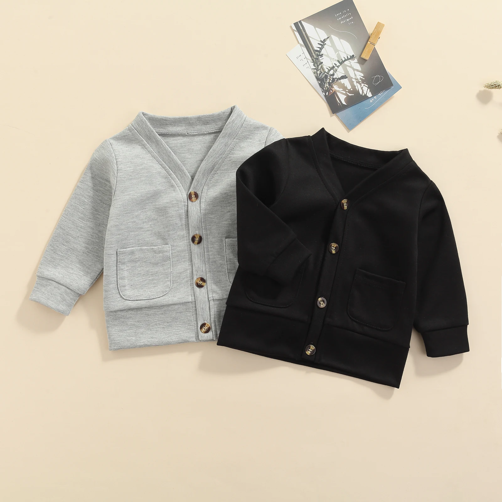 

Little Boy’s Autumn Long Sleeve Cardigan Fashion Solid Color V-neck Casual Coat with Pocket