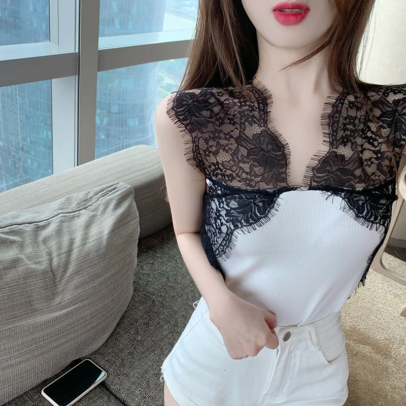 

Sexy V Neck Lace Stitch Knitted Bustier Crop Tank Tops For Woman Clothing Women'S T-Shirt Tube Top 2021 Summer Cropped