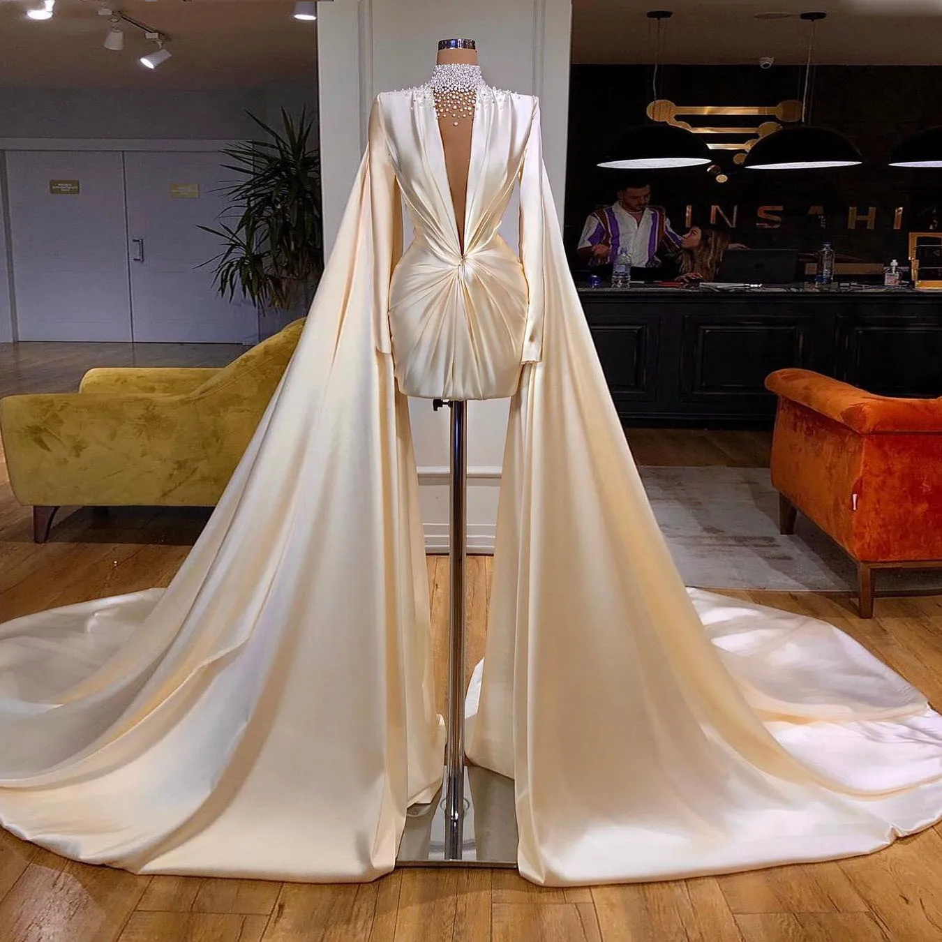 

Beaded High Neck Satin Prom Dresses Long Sleeves Sweep Train Evening Gowns Saudi Arabia Deep v Neck Pleats Robe De Soiree 2021