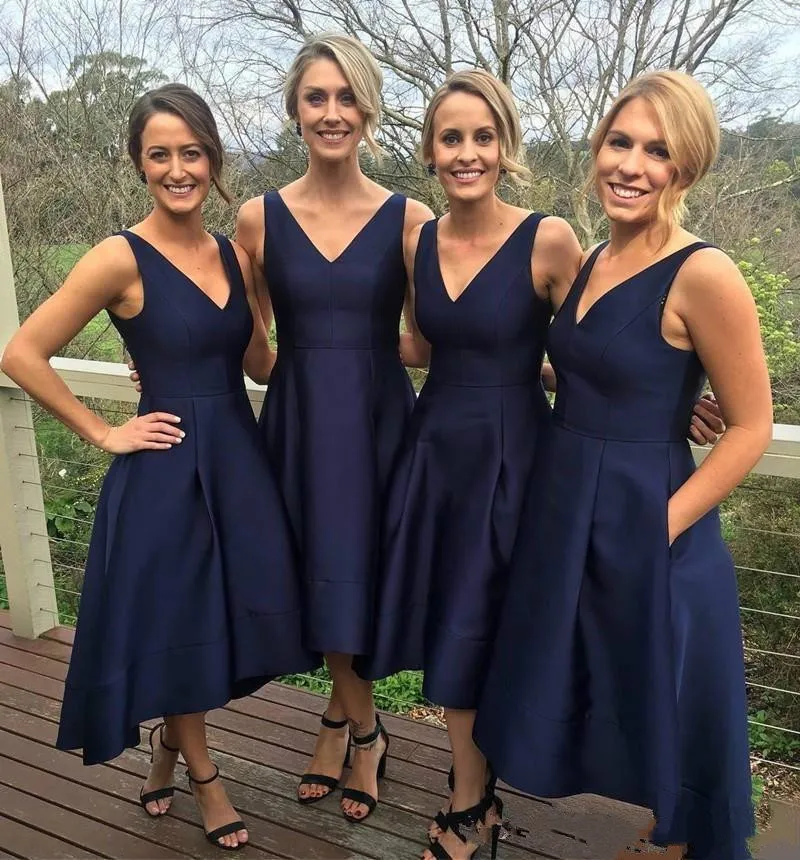 

Navy Blue V Neck Bridesmaid Dresses vintage Tea-Length Formal Prom Evening Gown Eleagnt Maid Of Honor Wdding Guest Dresses