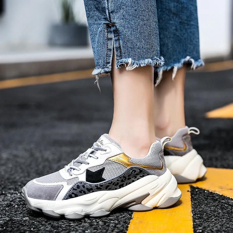 Женские массивные кроссовки Вулканизированная подошва на шнуровке Повседневная