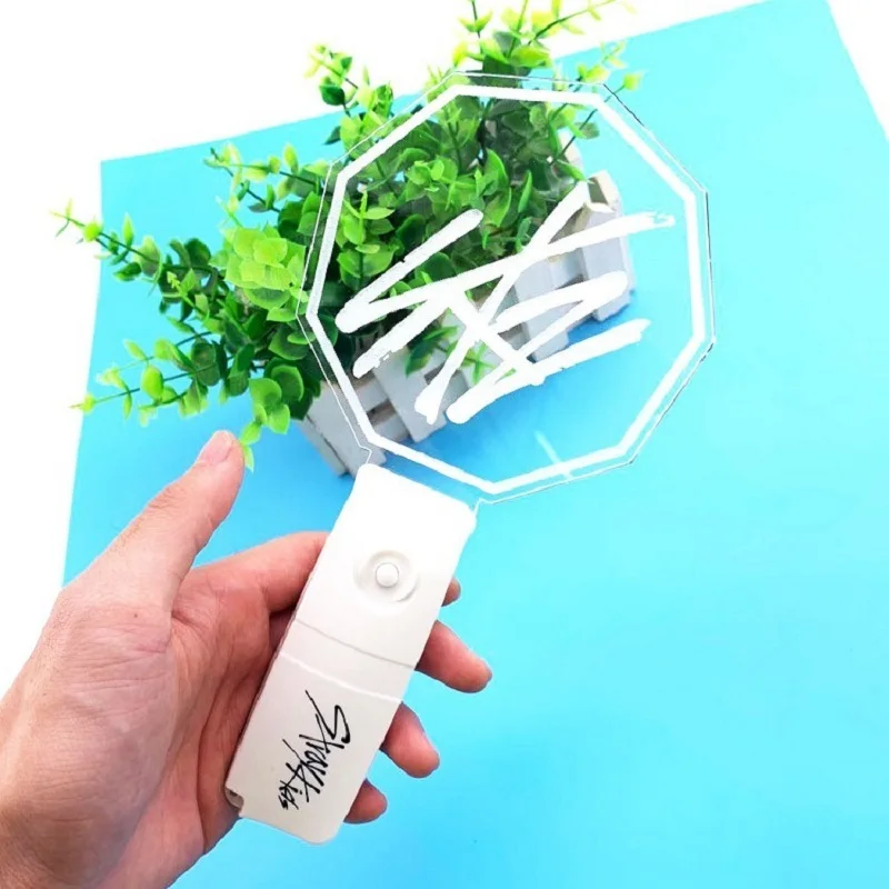 

Светящаяся палочка для детей KPOP Stray, официальная, аналог того же абзаказа, помогает ручной светильник, помогает приклеить ручную лампу для к...