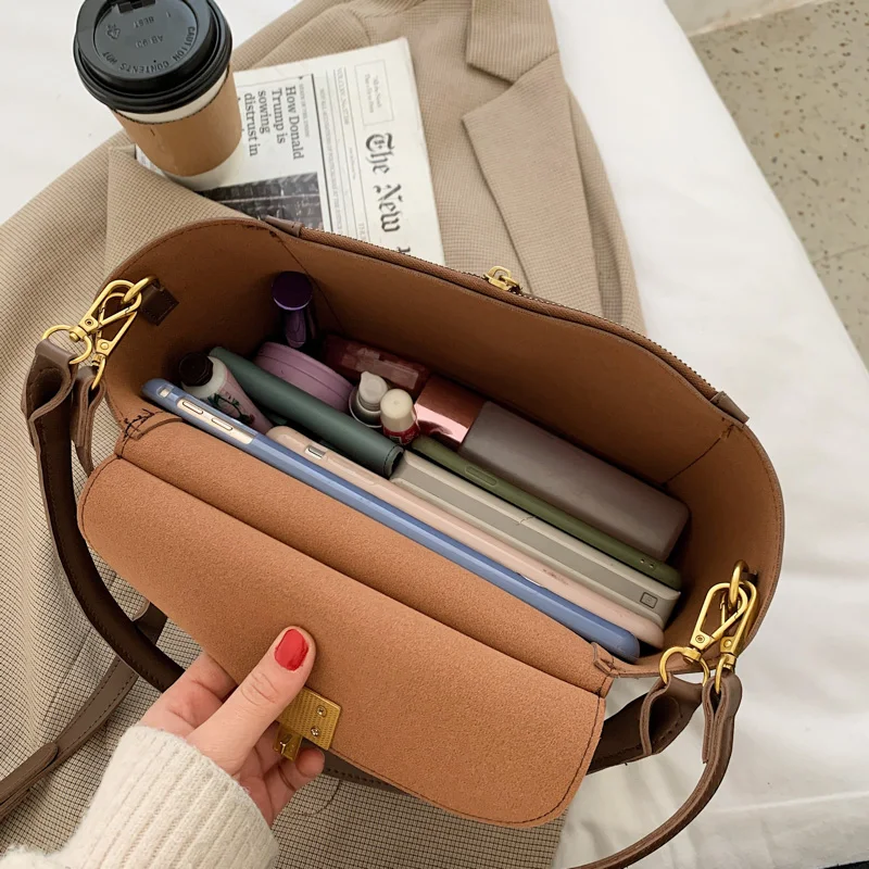 

Trend Black Simple Lock Handbag 2020 Luxury Women's Leather Diagonal Bag Elegant Female High-quality PU Shoulder Bag Sacs A Main