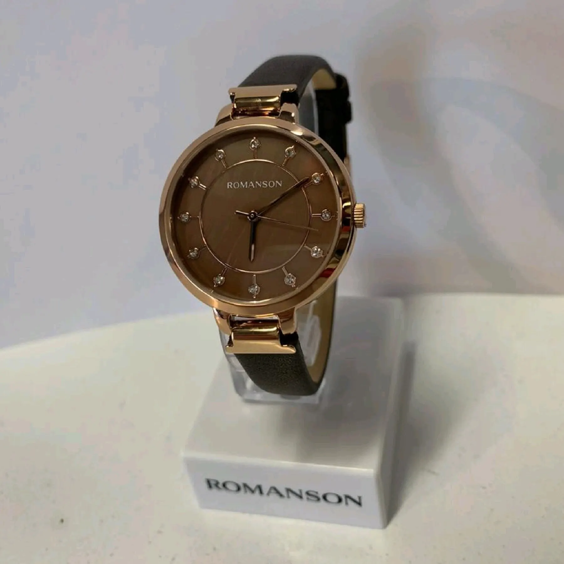 Часы ``Romanson`` RL 0B15L LR(BN) женские кварцевые наручные часы с кристаллами | Наручные
