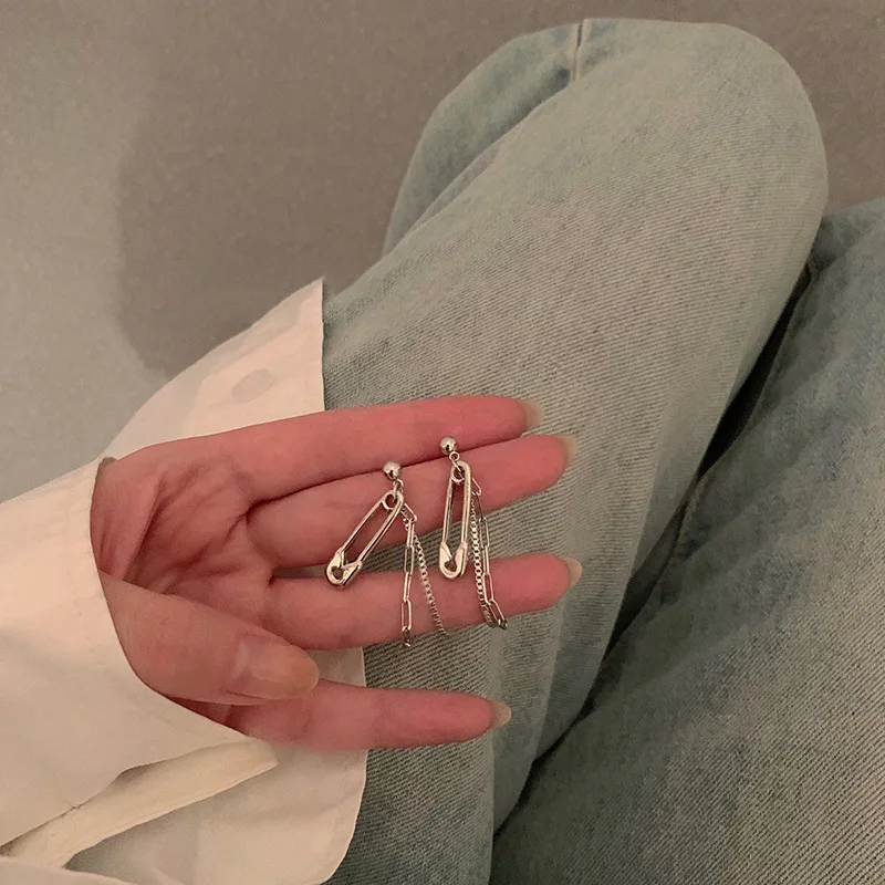 

Korean Fashion Trendy Sweet And Cool Pin Chain Women Earring Unusual Individuality Pendant Women's Jewelry pandora 925 original