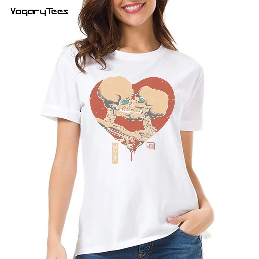 Женская футболка с коротким рукавом и принтом в виде черепа