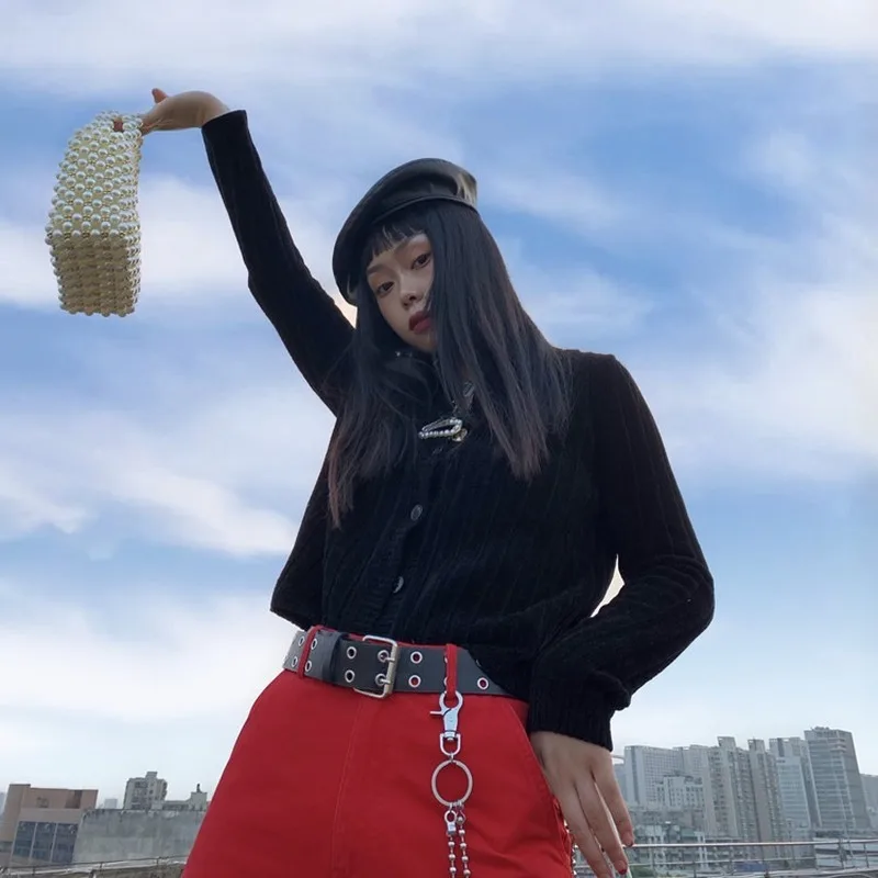 Новинка 2021 Женский Осенний короткий черный тонкий свитер в Вертикальную Полоску