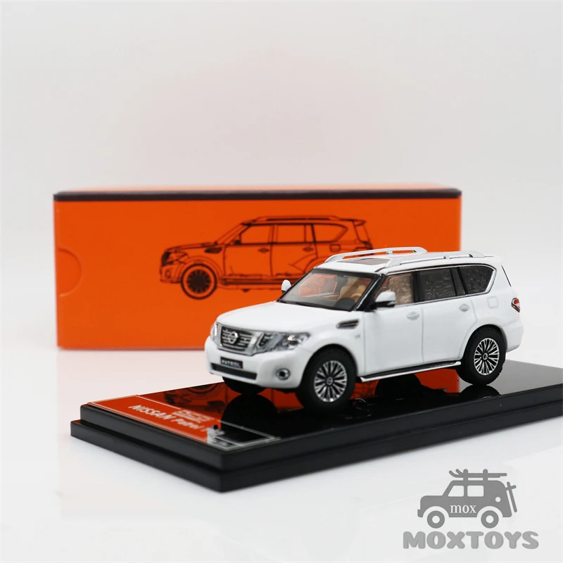 

GCD 1:64 Nissan Patrol Y62 SUV white Diecast Model Car