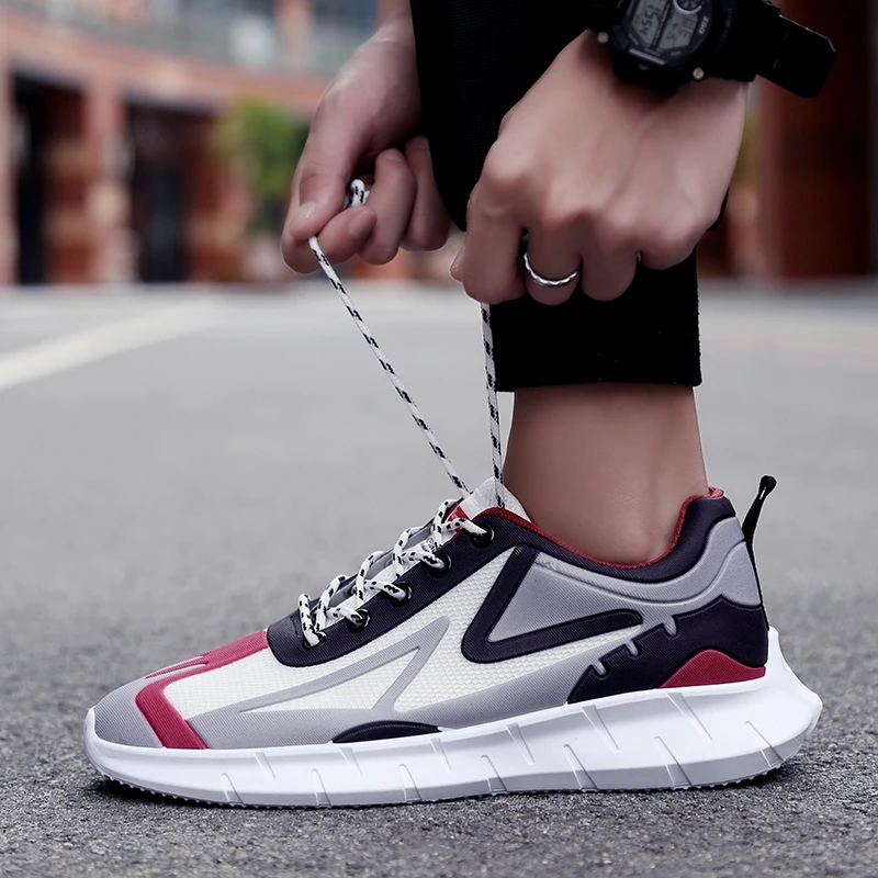 

New Korean Version Light Men's Running Shoes Comfortable Breathable Mesh Sneaker Casual Wear-resistant Jogging Men Sport Shoes