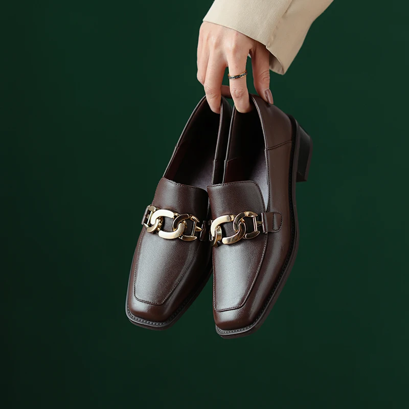 

2022 Women's pumps Natural Leather 22-25cm Cowhide upper Metal decoration shoes Square toe full leather loafers womens shoes