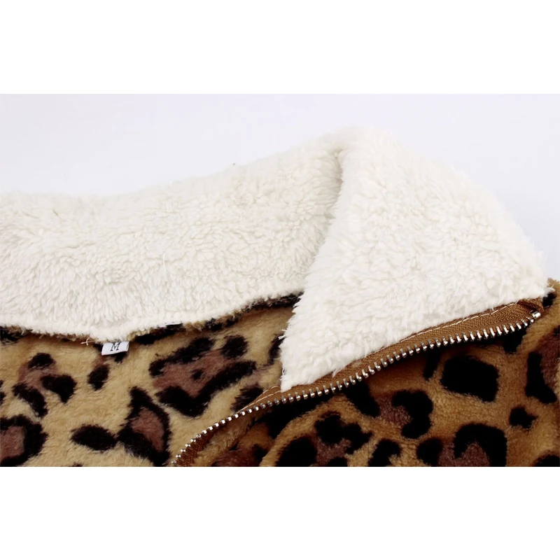 Женский пуловер в стиле пэчворк с леопардовым принтом на молнии длинным рукавом