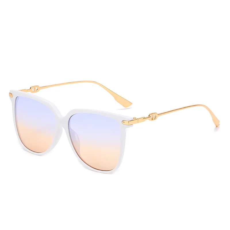 

Cat Eye Vintage Sun Glasses Sunglasses Women Wide Side Square Sunglasses Shiny Stones Fashion Shades UV400