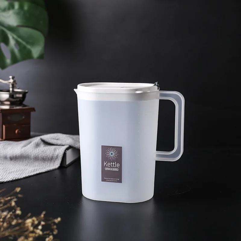 Пластиковый японский кувшин для воды термостойкий креативный большой емкости