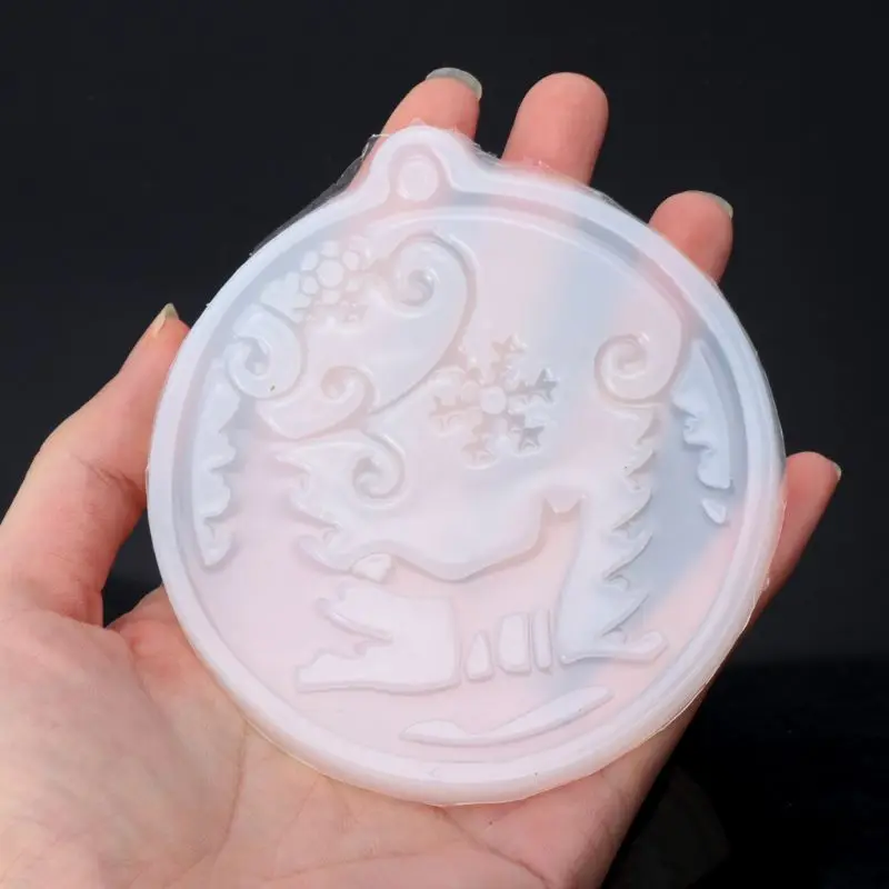 

Mirror UV Epoxy Jewelry Pendant Mold Howling Snow Christmas Snowflake Mold