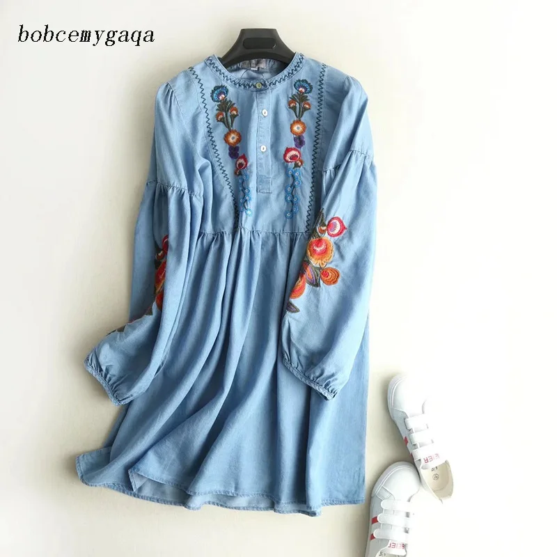 Женское джинсовое платье рубашка с длинным рукавом фонариком и цветочной