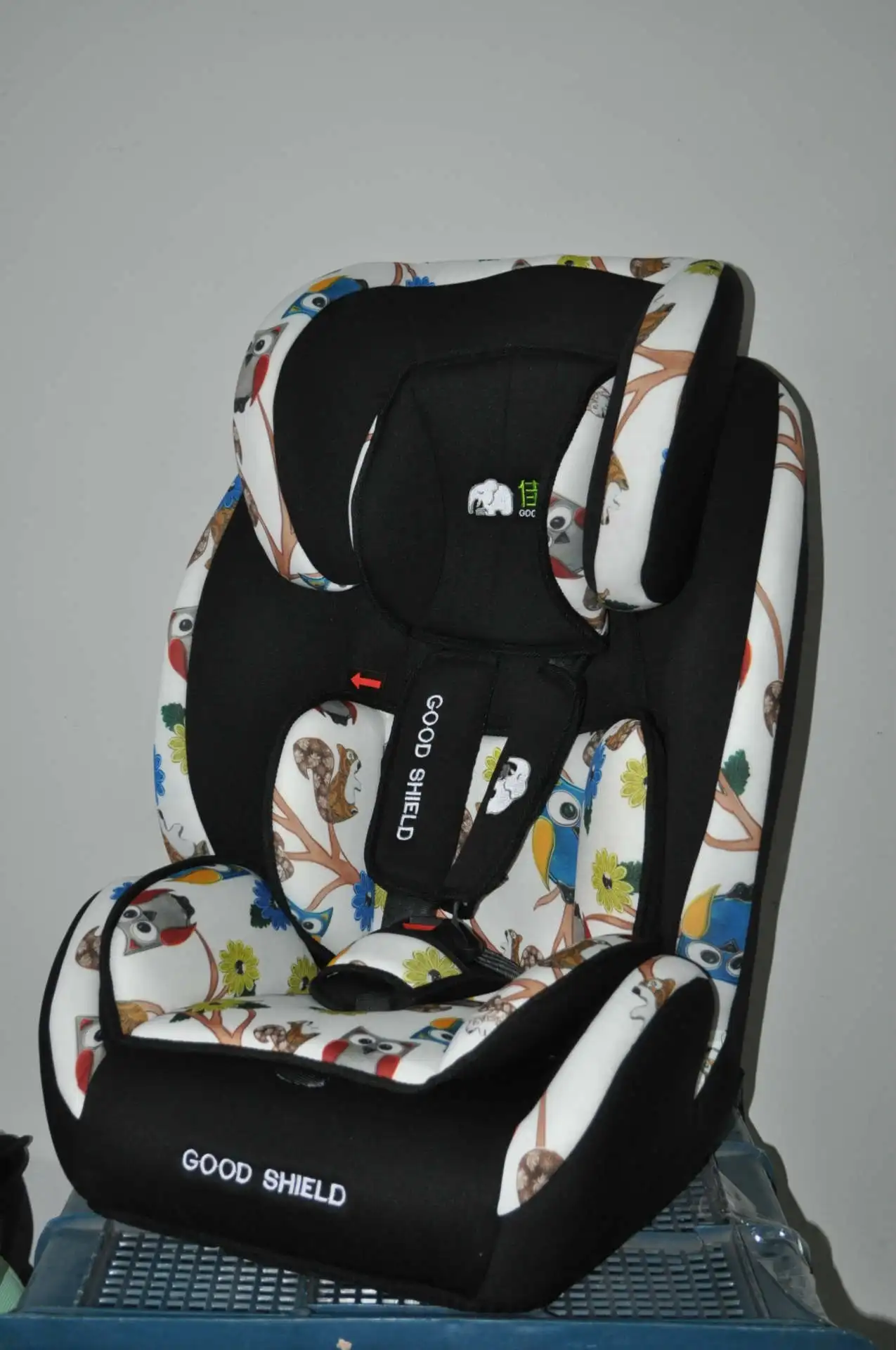 

0525 Child Safety Seat 9 Months -12-year-old Car-mounted Baby Safety Seat Car Portable