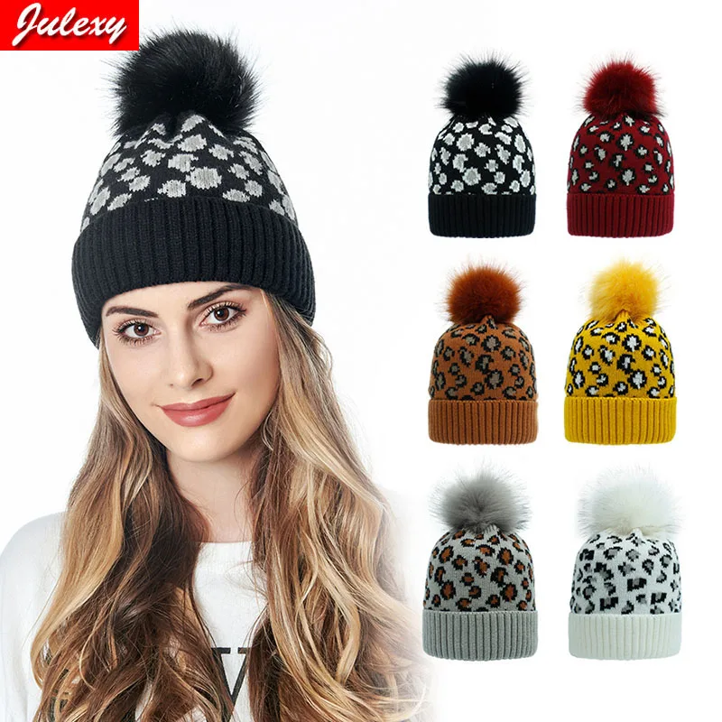 

The New Warm Hat Women's Leopard Print Pattern Has A Fur Ball Fashion To Keep In Winter