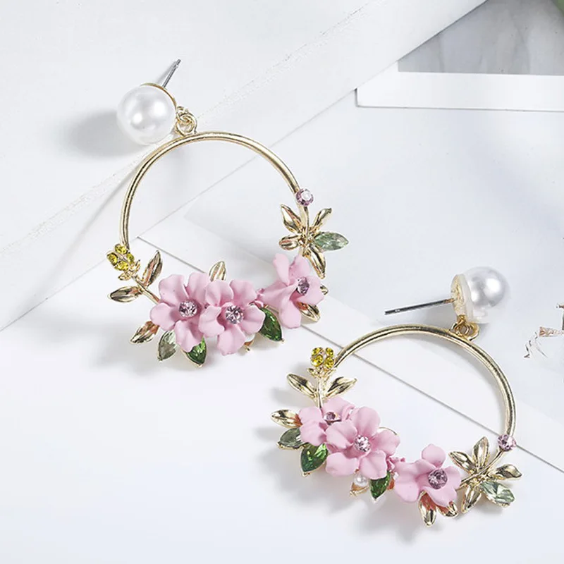 

Daisy Earring Fashion Round Crystal Pearl Wreath Dangle Drop Korean Pink Flower Earrings for Women Wedding 2021 Kolczyki Jewelry