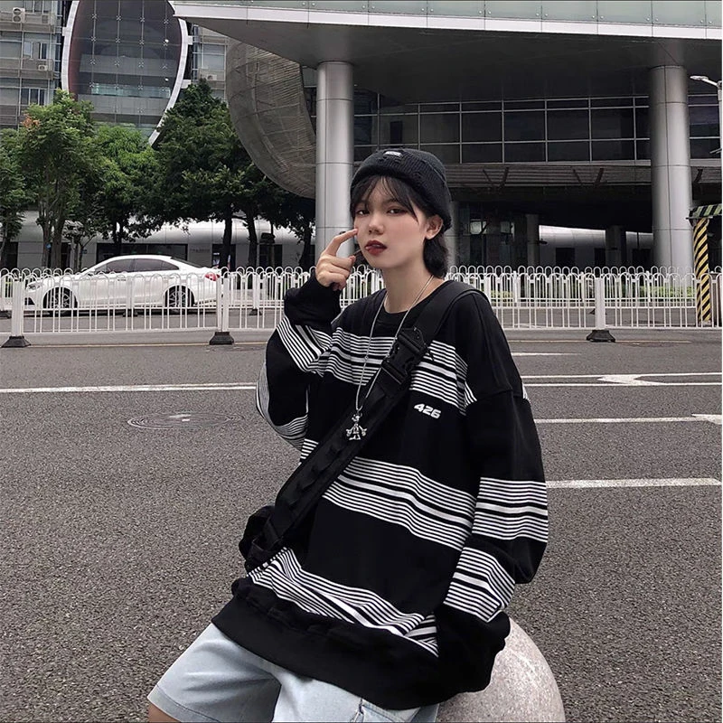 

Thin Striped Print O Neck Men Tshirts Vintage Fashion Loose Long Sleeve Couples Clothes Harajuku Woman Oversized Black Green Top
