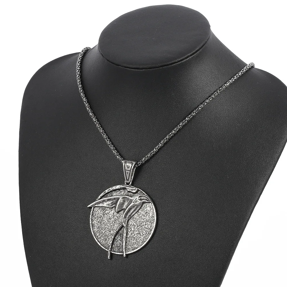 Ожерелье с головой волка в стиле панк кулон унисекс виде охотника Ведьмака