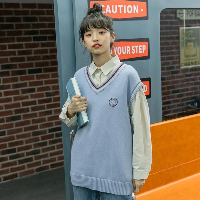 

Woman's Vest Sweater Korean Preppy Style Loose Exterior Vest Warm V-Neck Solid Stripe 2021 Spring Women Sweater