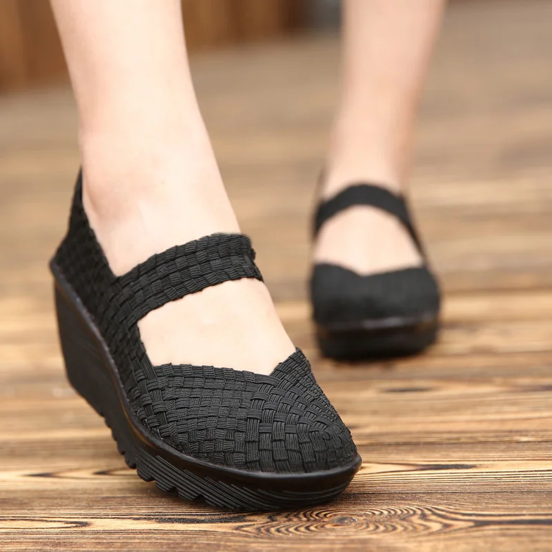 

2021 new thick bottom slope heel woven shoes fish mouth sandals comfortable mother shoes large women's shoes
