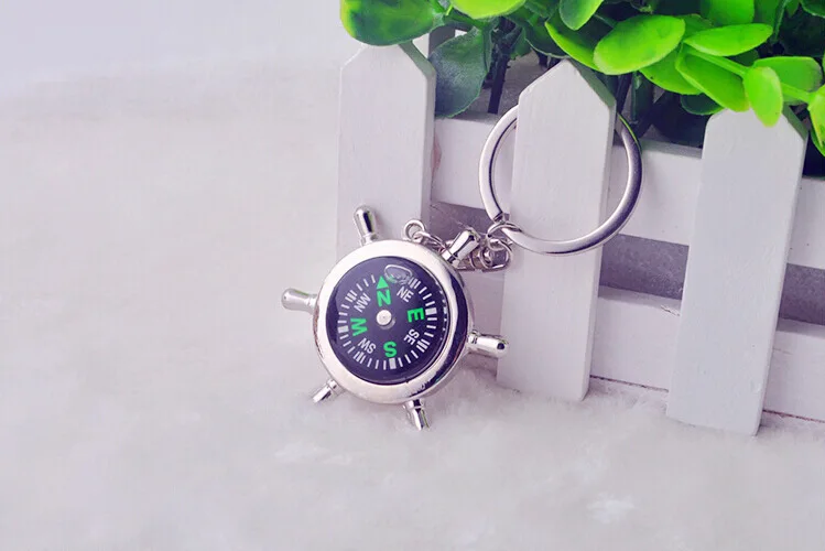 

Zinc Alloy Keychain Creative Practical Small Gift Steering Keyrings Wheel Outdoor Positioning Compass Men's Pendant Keychains