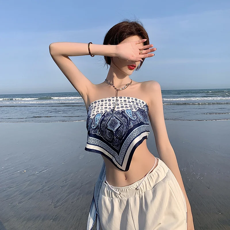 

Back Bib Type Outerwear Vest Female Design Fashion Short Wear BlouseNuyoah