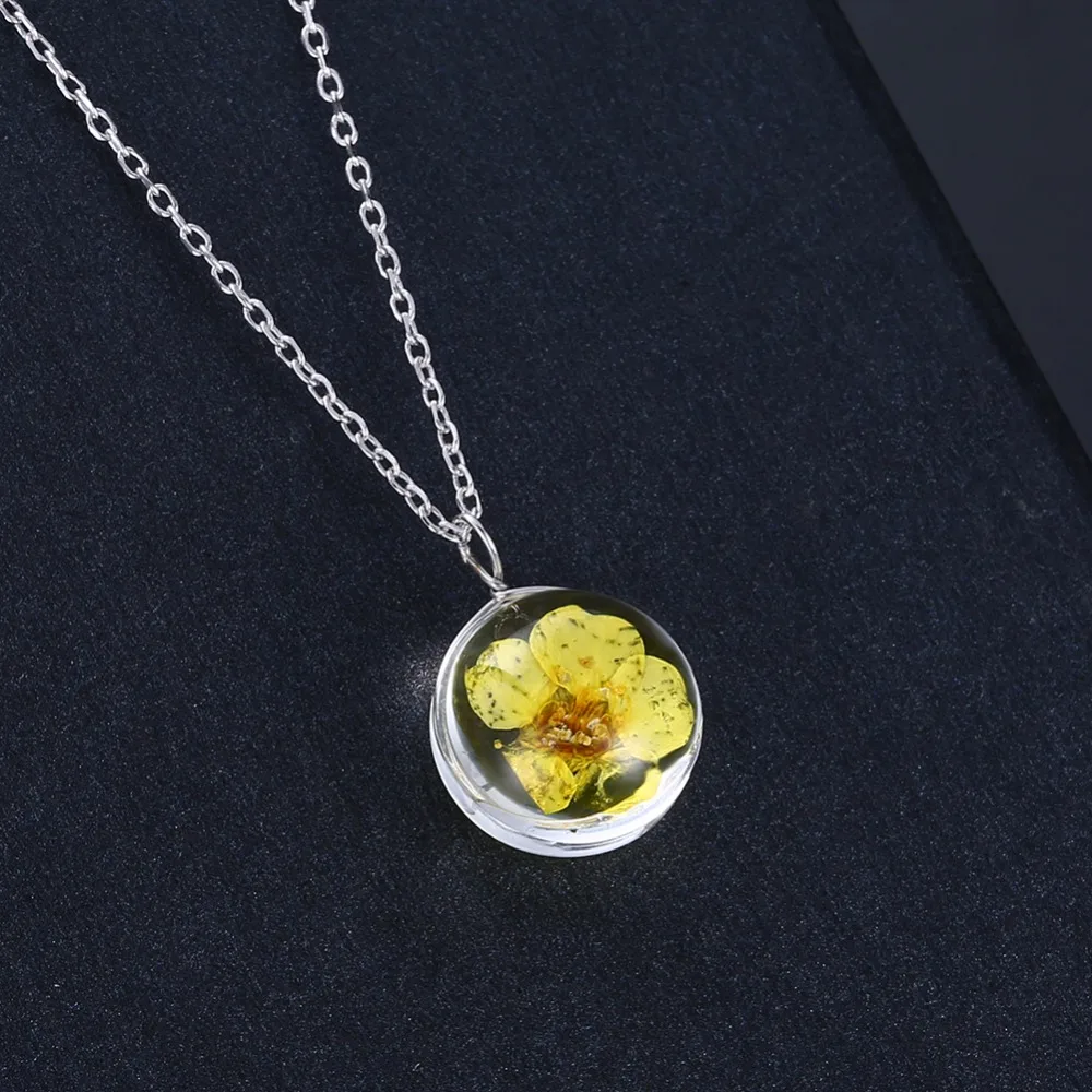

V1094 Handmade Boho Transparent Resin Dried Flower Daisy Necklace Ball Chain Silver Color White Round