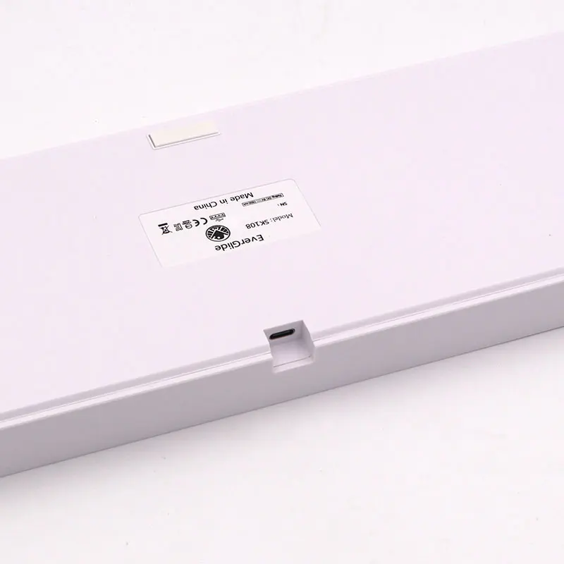 

Sk108 key Mechanical Keyboard kit 100% hot swappable switch lighting effects RGB switch led type c