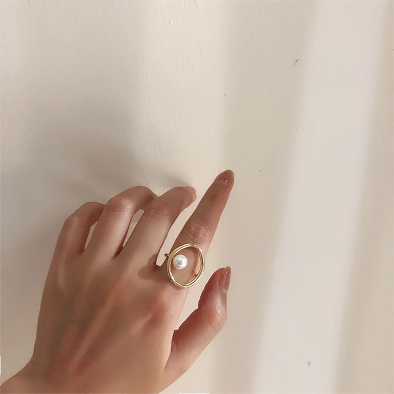 

Korean Niche Design Metal Rings Fashion Temperament Circle With Simulated Pearl Simple Adjustable Ring bague femme anillos mujer