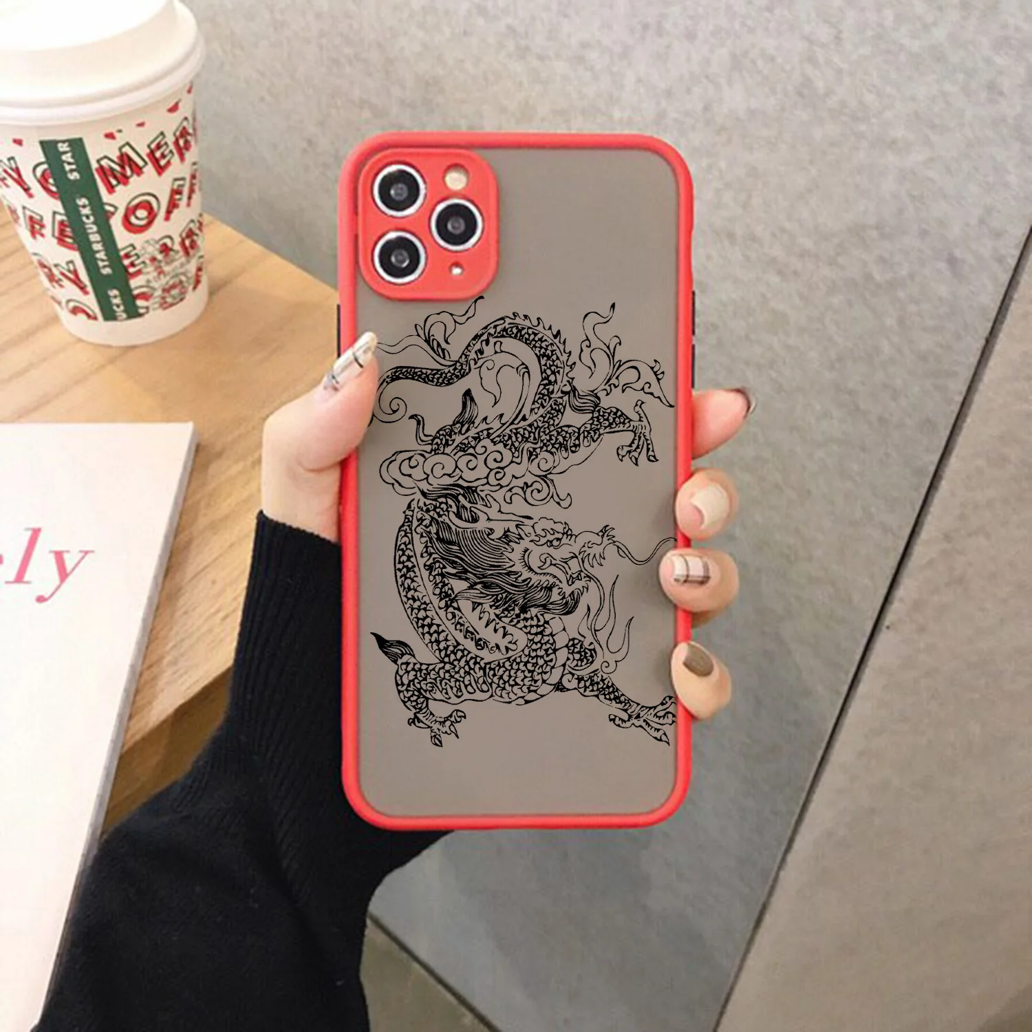 

New Animal Fashion Dragon Pattern Phone Case for IPhone 12 11 Pro XS MAX X 7 XR SE20 8 6Plus Hard Transparent Cover Matte Cover