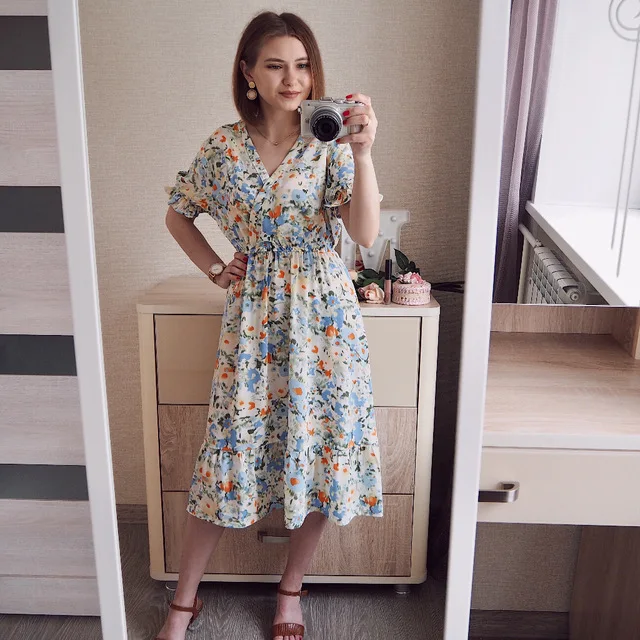 Женское платье из шифона 2020 летней моды с коротким рукавом, винтажный принт с цветочным узором, V-образный вырез, А-образный силуэт, кэжуал стиль "Women Chiffon Dress 2020 Summer Fashion Female Short Sleeve Vintage Printed Floral Casual Dresses V-n