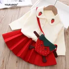 Одежда для маленьких девочек, зимний теплый вязаный свитер, костюм для девочек с клубничным вязаным кардиганом, свитер, куртка, плиссированная юбка из двух предметов