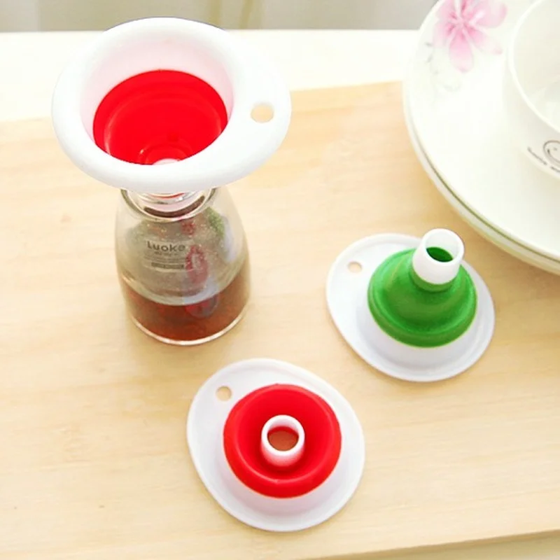 

Hot Sale Funnel Mini Telescopic Random Color Kitchen Accessories High Quality 1PC Folding Portable Reusable Silicone