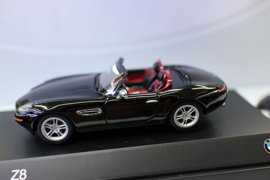 Новые литая модель автомобиля 1/43 масштаб BMMW Z8 в Carboneblack met игрушечные машинки для