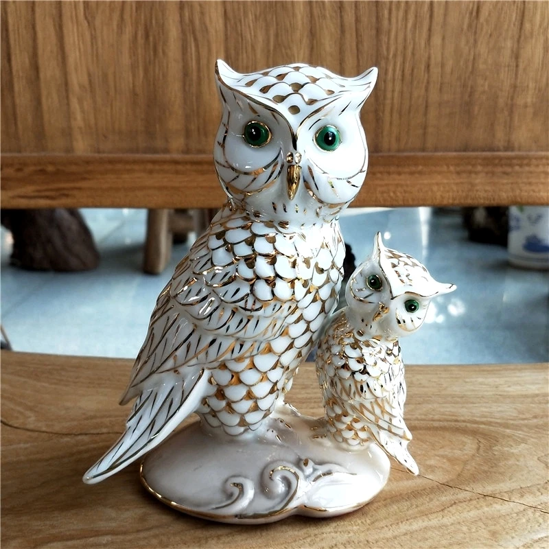 

Porcelain Mom Owl Miniature Gilt Ceramics Nighthawk Baby Figure Decor Craft Ornament Birthday Gift for Mother's Day Accessories