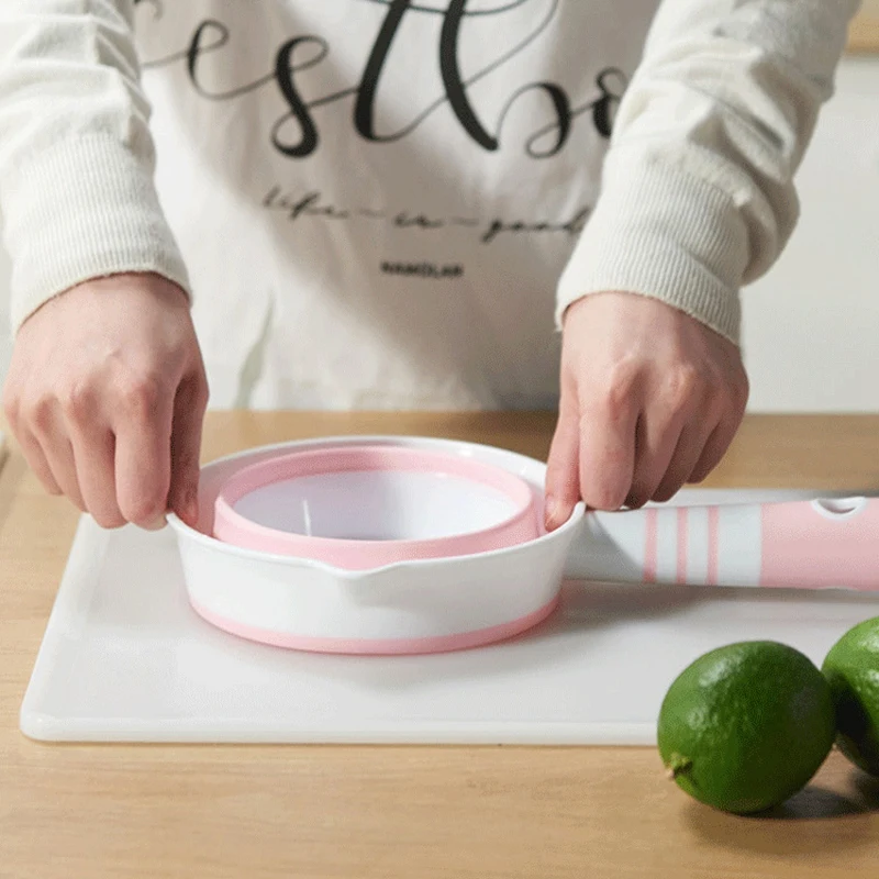 

2 Pack Foldable Water Ladle, Collapsible Water Scoop Dipper, Folding Bath Spoon Ladle, Space Saving for Kitchen Bathroom