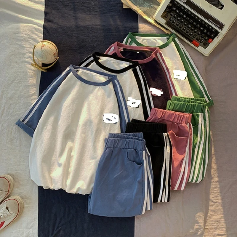 

Ins Super Fire Sports Set Short-sleeved T-shirt Female Summer Korean Loose Two-piece Foreign Style Five-point Casual Pants Tide